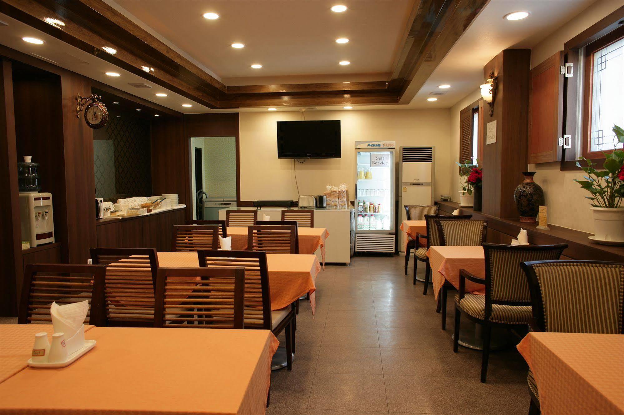 Hill House Seoul Myeongdong Hotel Kültér fotó